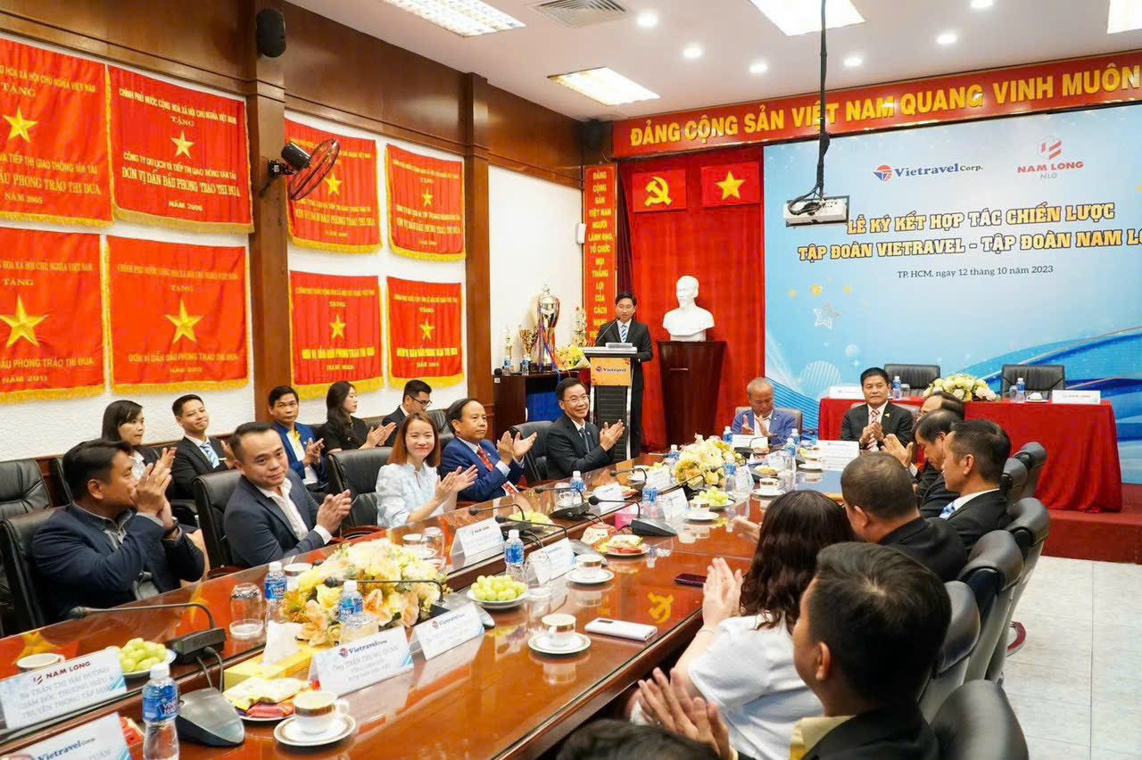 TẬP ĐOÀN NAM LONG VÀ TẬP ĐOÀN VIETRAVEL KÝ KẾT THỎA THUẬN HỢP TÁC CHIẾN LƯỢC