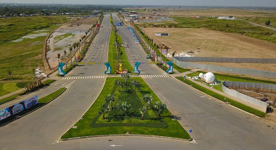 Trục đường chính vào Waterpoint tháng 02 năm 2020