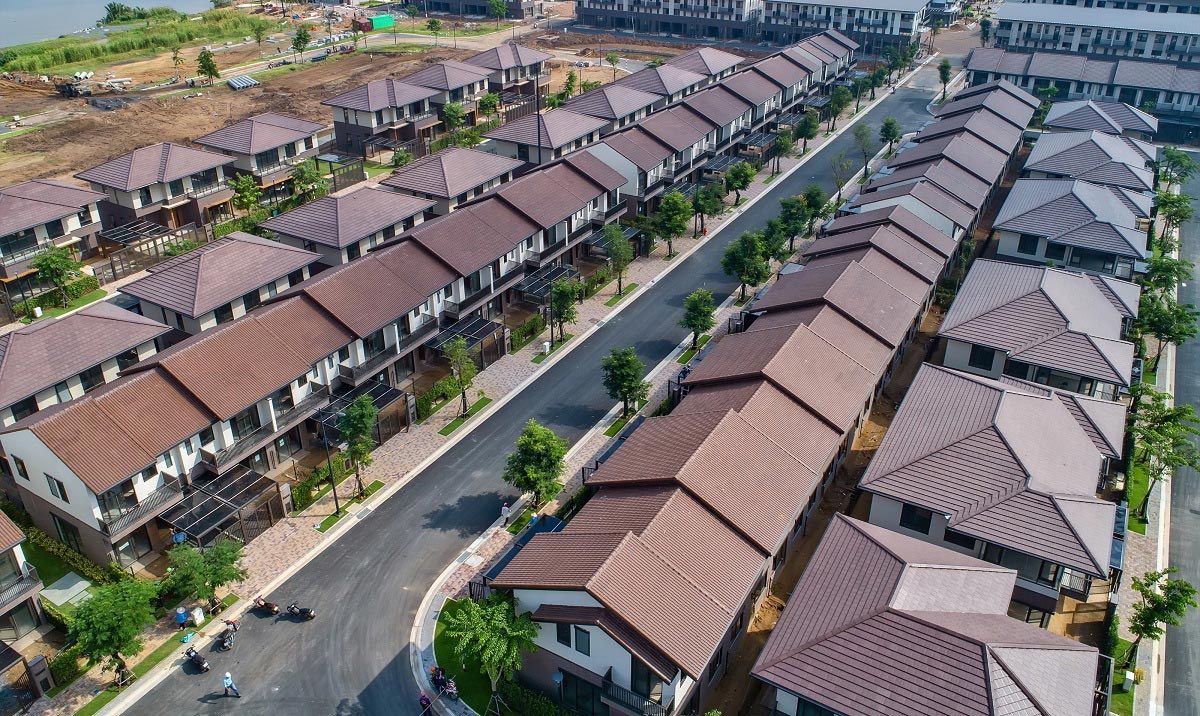 Thực tế nhà phố vườn Waterpoint Nam Long tháng 10/2020