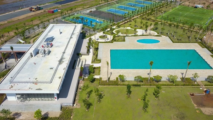 country-club-waterpoint-nam-long.jpg
