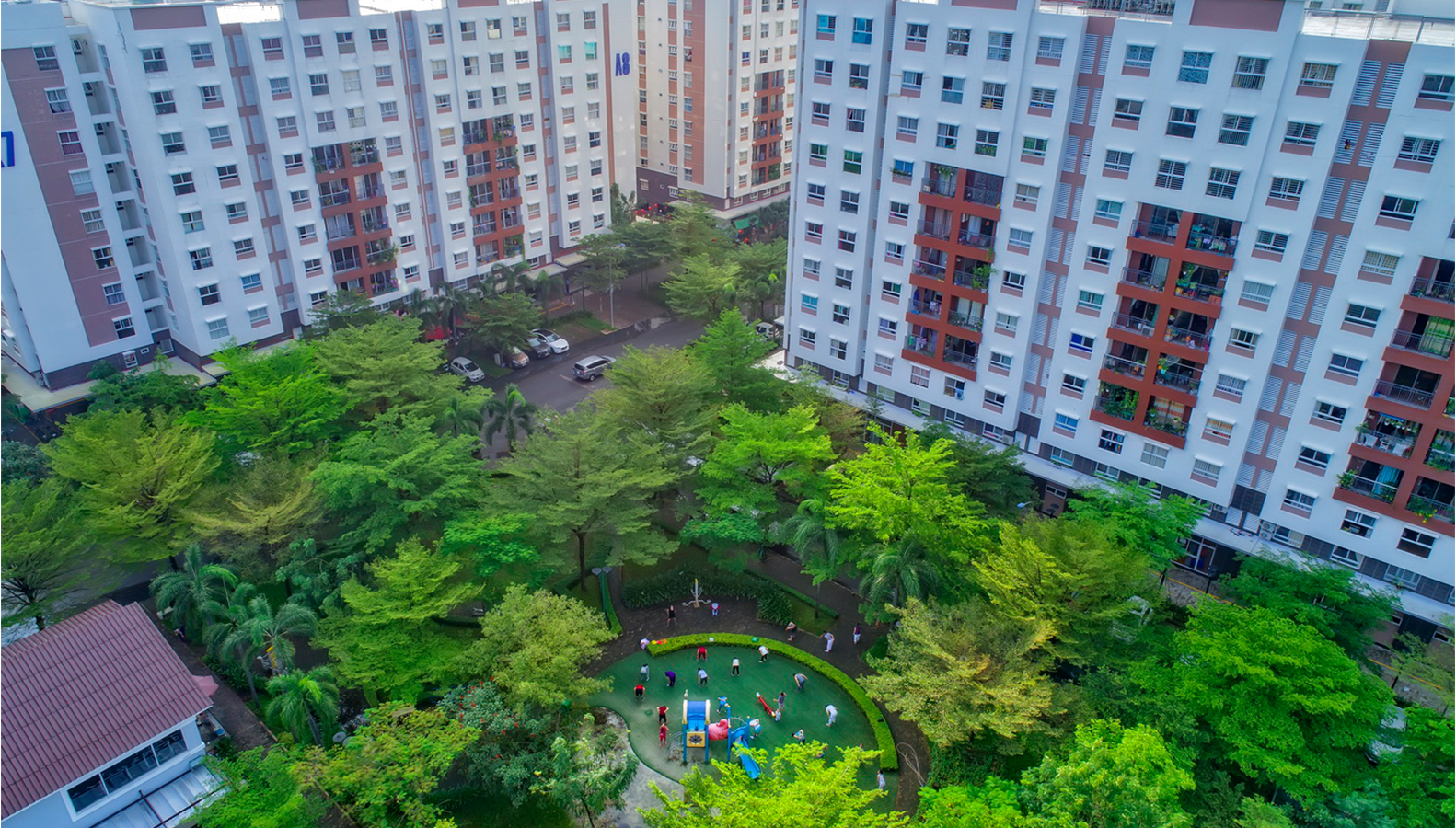 Khuôn viên khu căn hộ Ehome 3 Nam Long